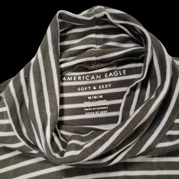 American Eagle Soft And Sexy Cotton Turtleneck Green And White Stripes - Picture 7 of 7